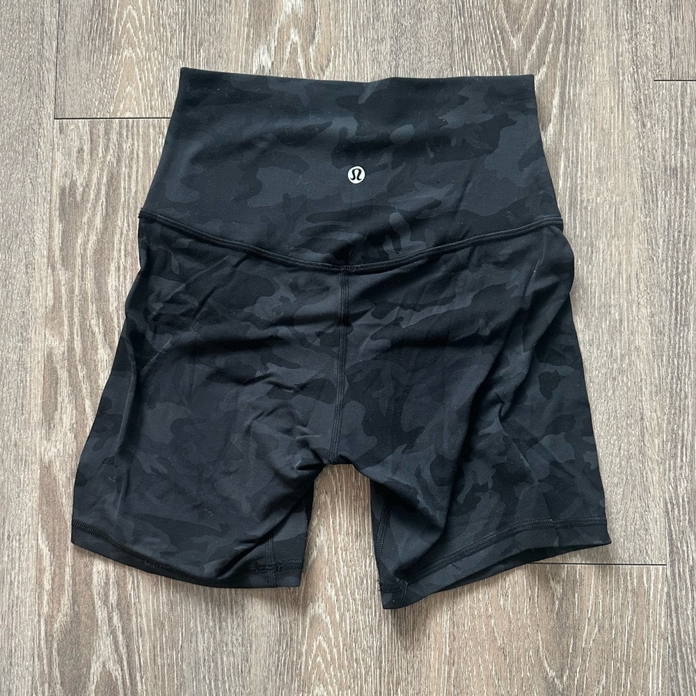 Lululemon Align short 6”